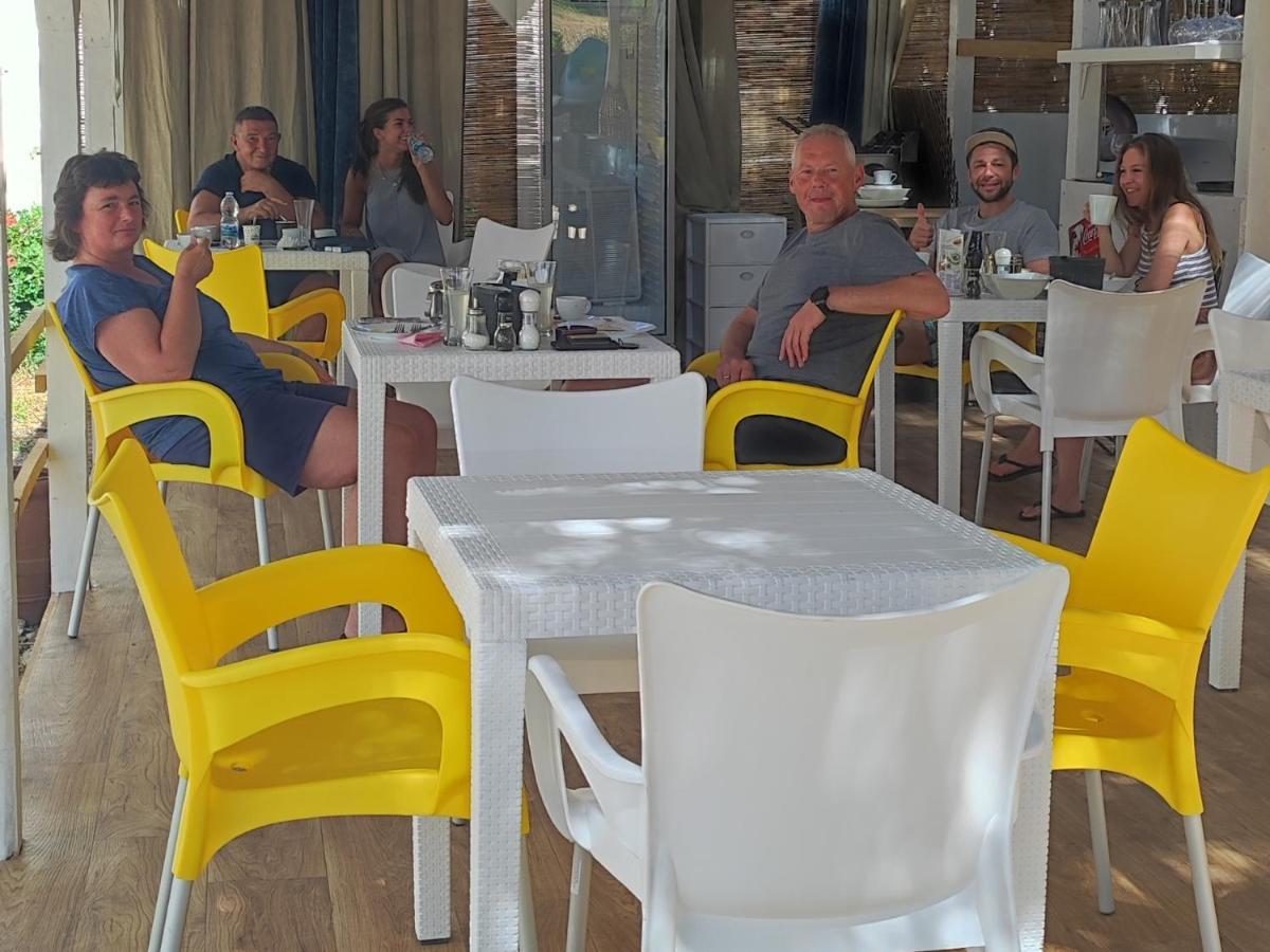 Apartmani Sollei Petrčane Exterior foto