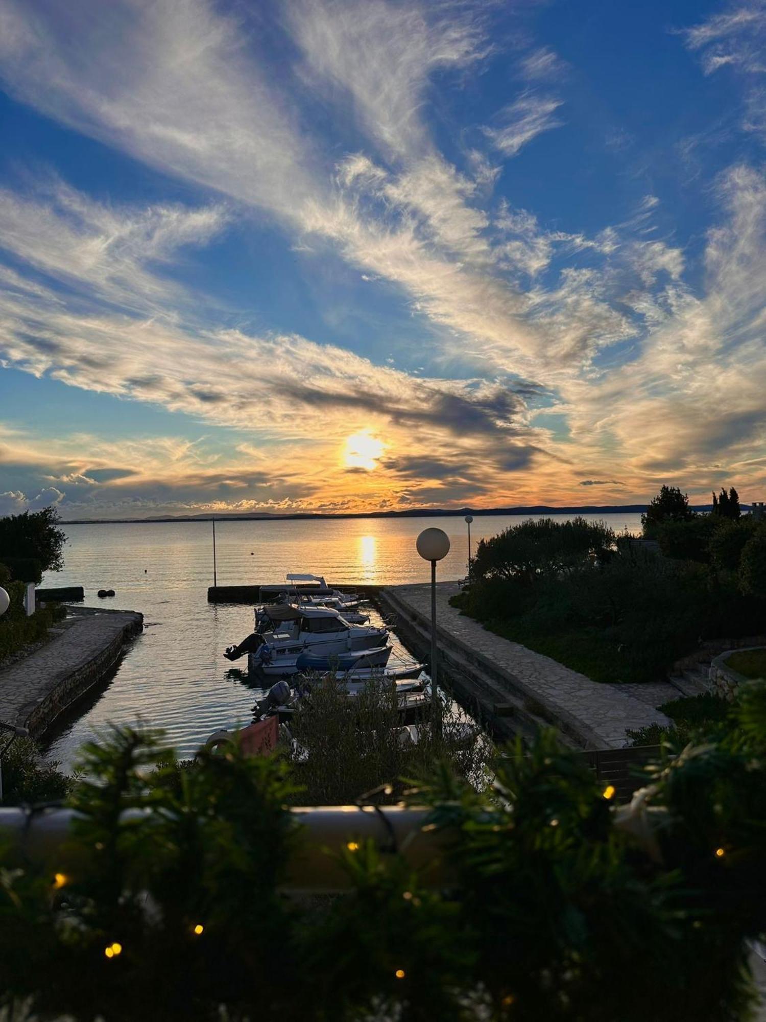 Apartmani Sollei Petrčane Exterior foto